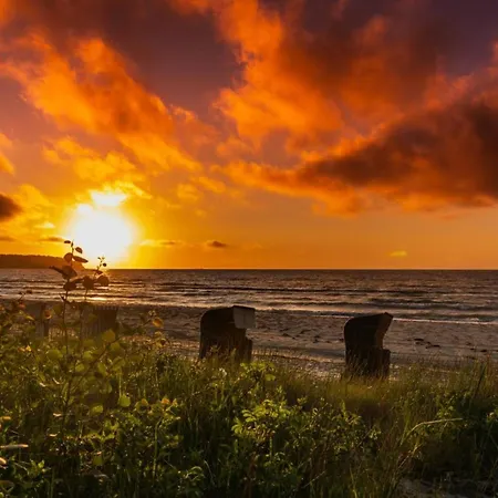 Traumhaftes Mit Terrasse - Odins Blick 11 - Ruhige Lage Mit Privatstrand, Sauna Lobbe