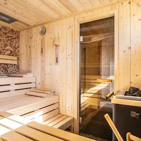 Traumhaftes Mit Terrasse - Odins Blick 11 - Ruhige Lage Mit Privatstrand, Sauna * Lobbe